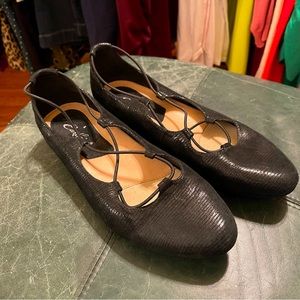Earthies by Earth Essen Black Flats Size 10M